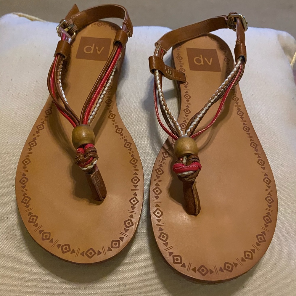 EUC DV T-strap Beaded Tribal sandal 6 Ankle Strap